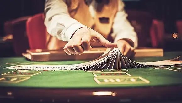 44MMR APP မှ Sportsbook Live Betting ကစားနေသည့် Myanmar ဘောလုံးပရိသတ်