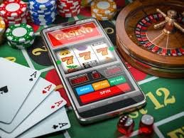44MMR APP Slots နှင့် Live Casino ဂိမ်းများ မိုဘိုင်းမှ ကစားနေသည့် မြင်ကွင်း